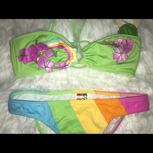 ✨NWT Roxy Swimwear Top & Bottom Bikini Size (M) ✨ - Picture 3 of 4